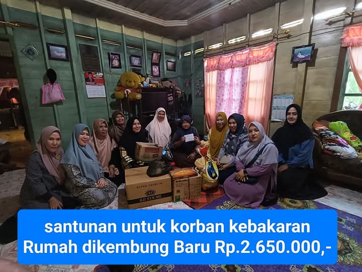 Berbagi sembako, pakaian, serta uang santunan Rp 2.650.000 untuk koran kebakaran rumah didesa kembung baru